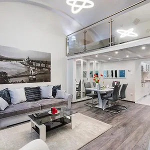 Sweet Dreams In The Heart Of The City Appartement Boedapest