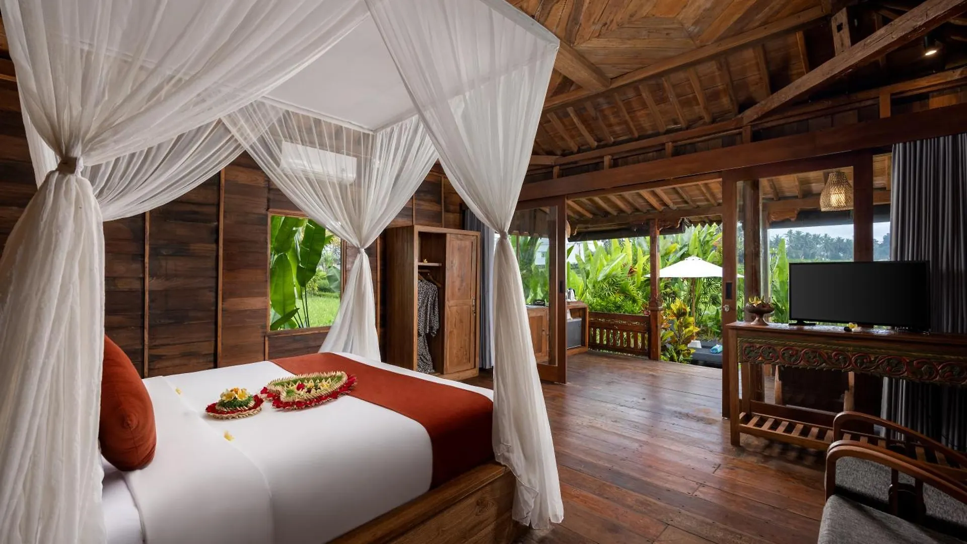 Santris Villas By Pramana Villas Ubud