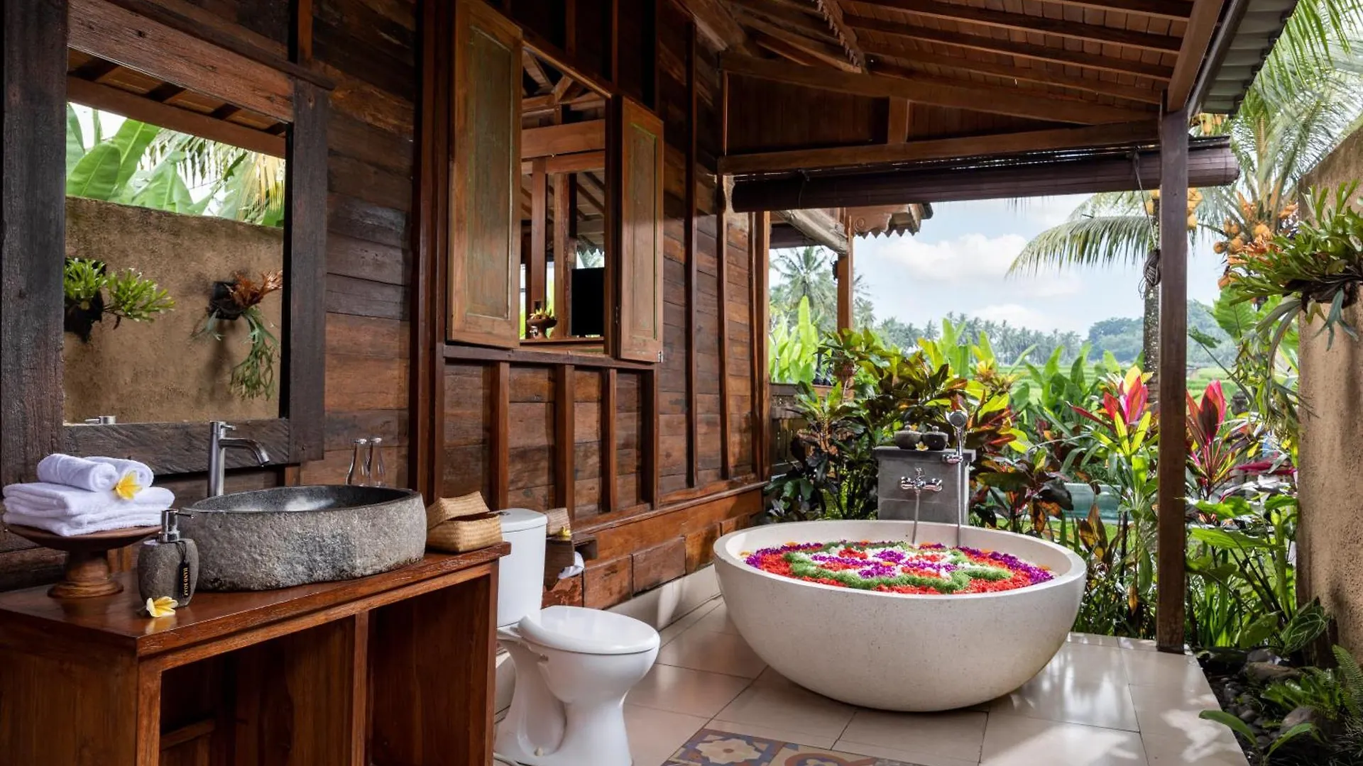 Santris Villas By Pramana Villas Ubud